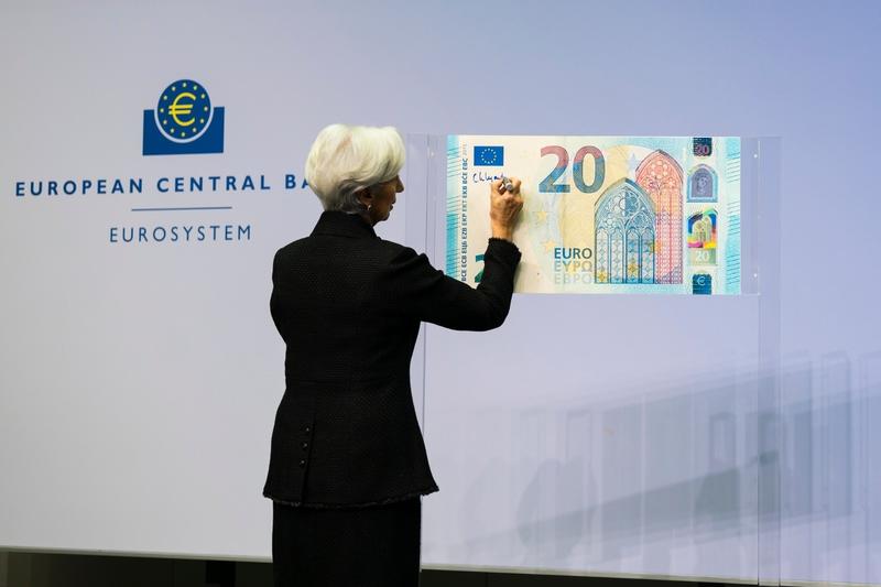 Gestores de dinero en efectivo critican la alarma «innecesaria» contra su uso