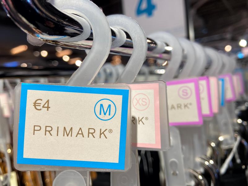 UGT pide a Primark el complemento de prestaciones de hasta el 100% en la duración del ERTE