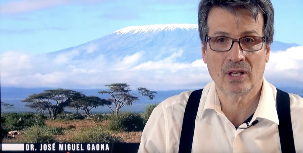 Dr. Gaona (Cuarto Milenio) desmonta el pico: «7 millones de contagiados en España»