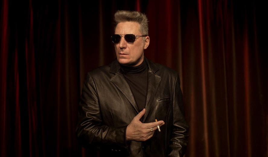 “Facha e imbécil”: insultos de rebote a Loquillo en Twitter