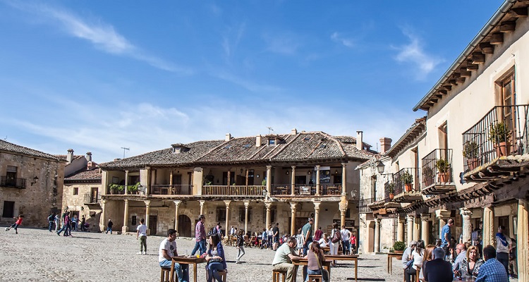 Pueblos más bonitos de España Pedraza Merca2.es