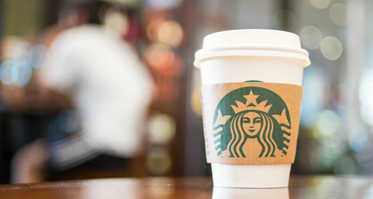 Cómo hacer en casa un café como el del Starbucks