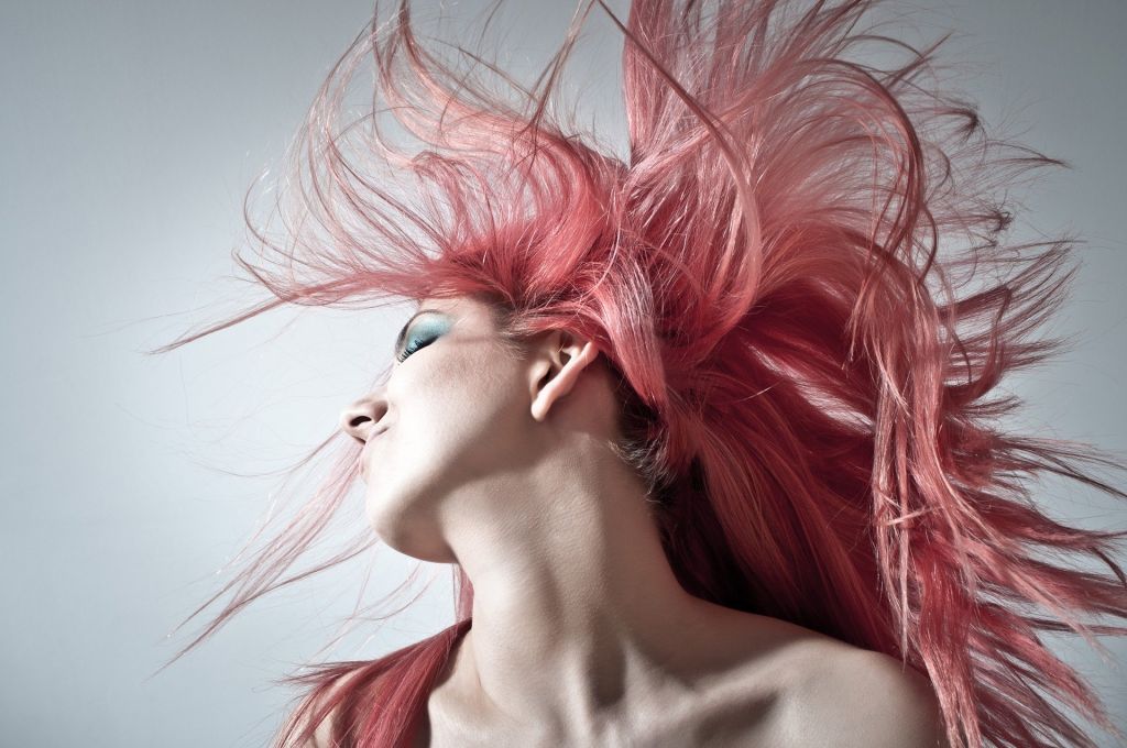 8 motivos por los que se te está cayendo el pelo