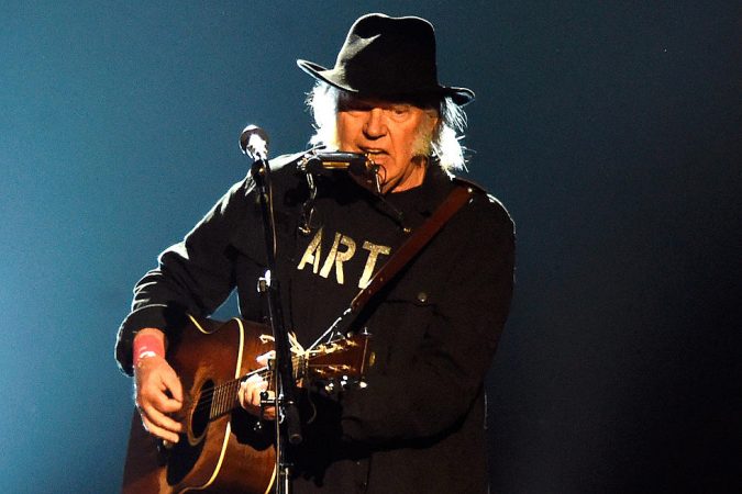 conciertos neil younb Merca2.es