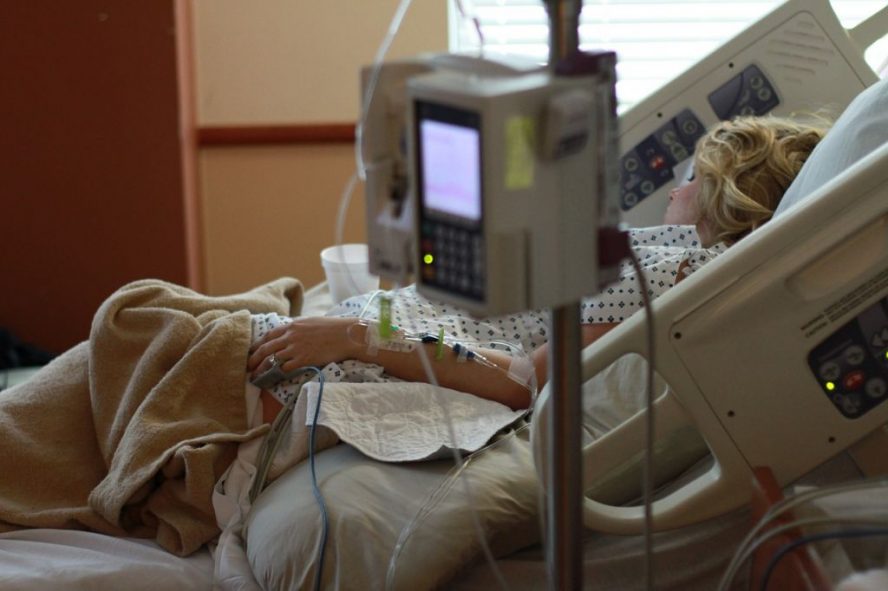 Situaciones y enfermedades que te hacen más propenso al coronavirus