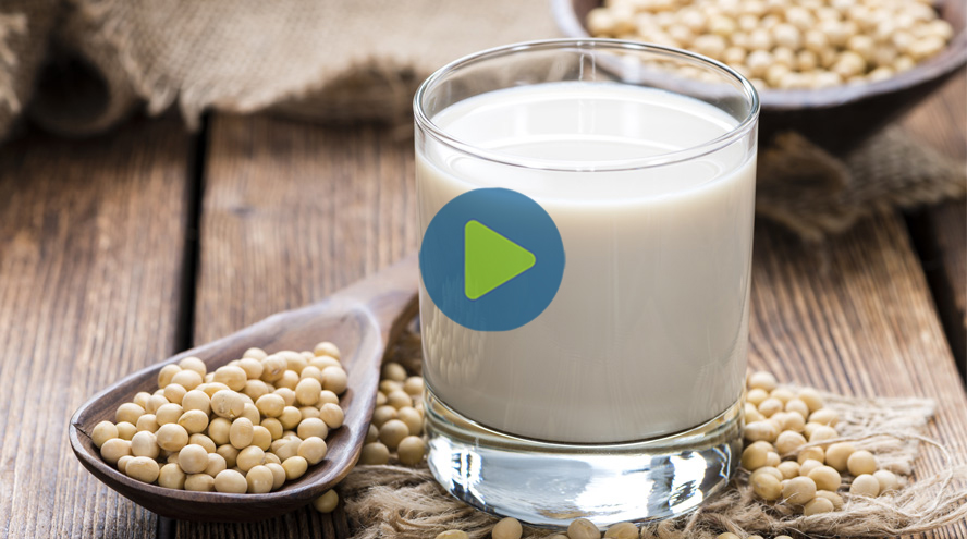 Leche de soja con sabor a ColaCao: uno de los dos miente