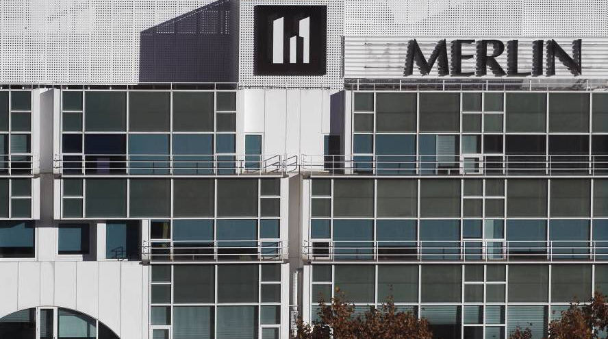 Merlin cede tres centros comerciales a cambio del 34% de Silicius