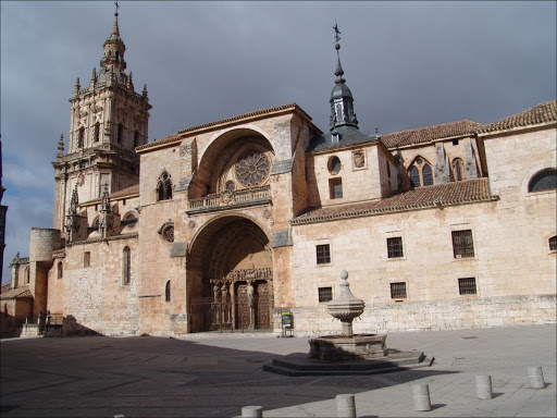 Las iglesias más asombrosas de los pueblos de España