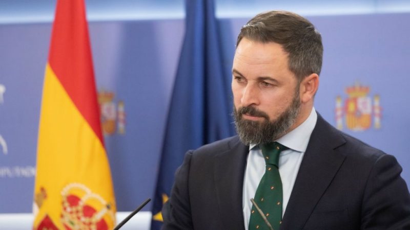 santiago abascal pedro sanchez