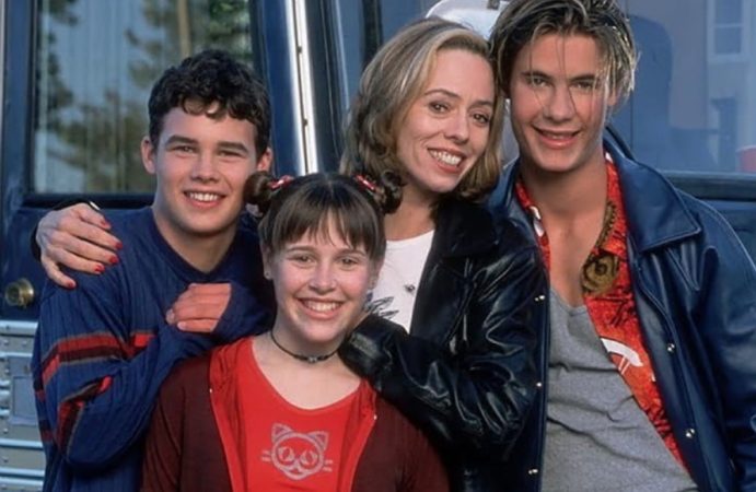 9 series por las que deberías apuntarte a Disney+ 7 Merca2.es series culto So Weird