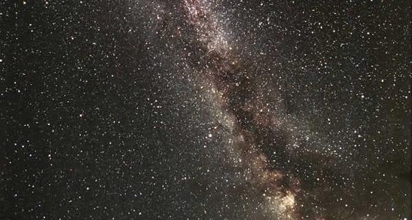 Las cosas más curiosas que ocurren en otros planetas de la Vía Láctea