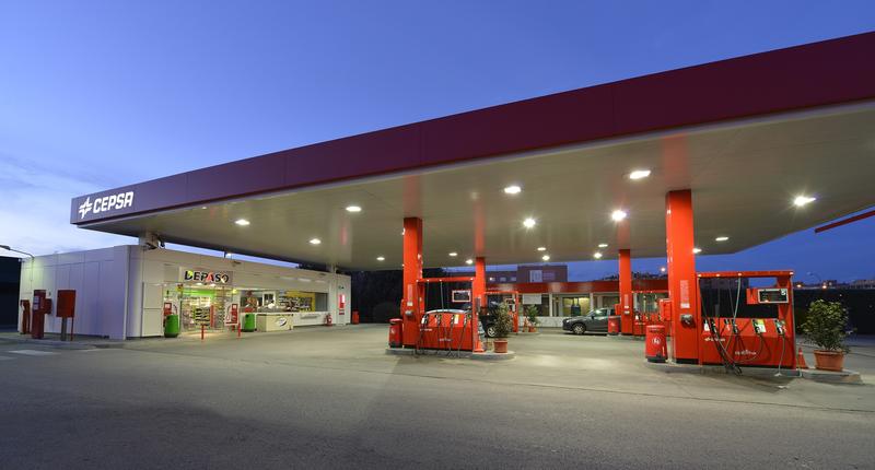 Cepsa reabre 250 tiendas en gasolineras para facilitar el suministro