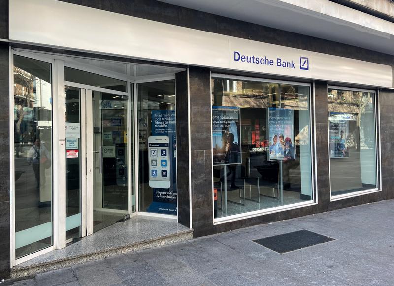 Deutsche Bank adelanta un beneficio de 66 M€ hasta marzo