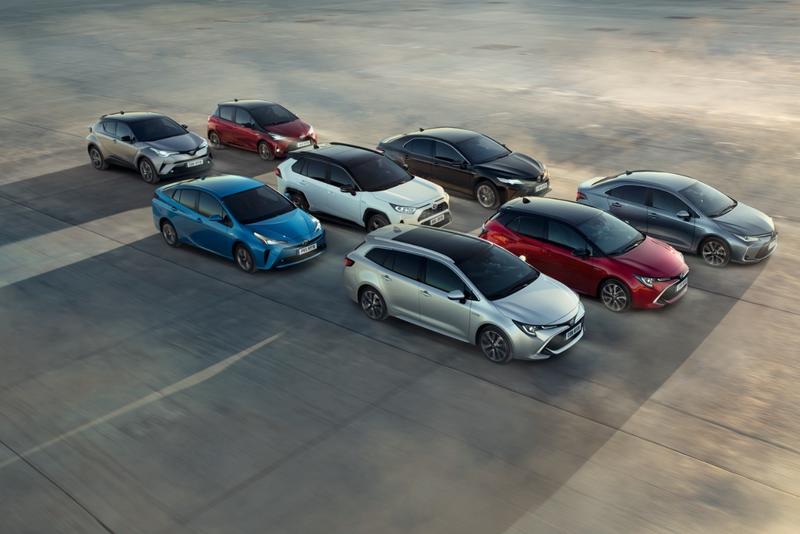 Toyota supera la barrera de los 15 millones de vehículos híbridos vendidos desde 1997