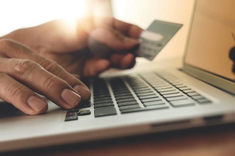 Las ventas ‘online’ caerán entre un 30% y un 50% en España en 2020 por el Covid-19