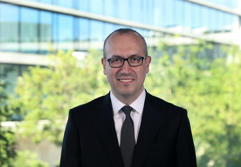 BBVA dice que la vuelta a la normalidad será «muy gradual y llevará varios meses»
