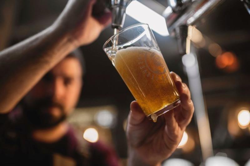 Cruzcampo, Amstel y Heineken llaman a  a participar en ‘Fuerzabar’