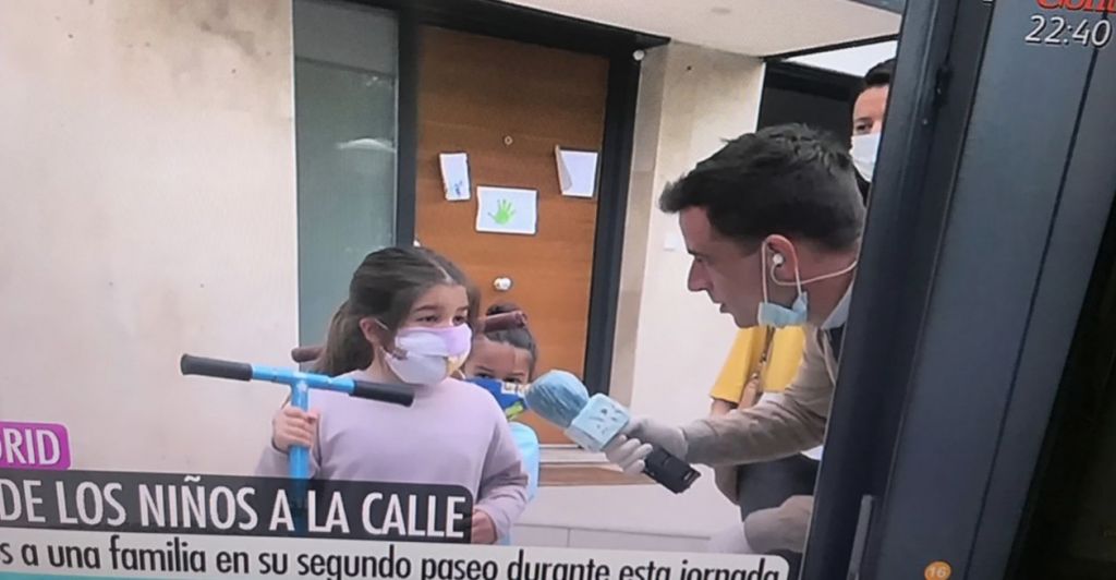 Ana Rosa: indignación con un reportero que entrevista así a una niña