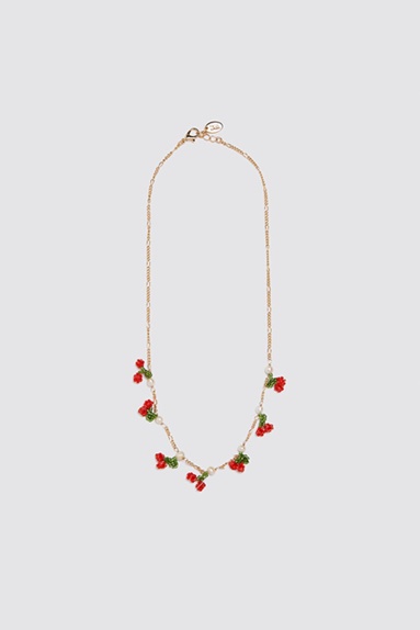 Zara: collar de perlas cerezas