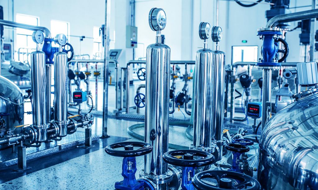 Patronal y sindicatos de industria química preparan medidas por Covid-19