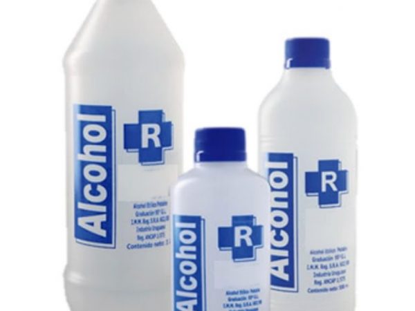 Ahorra el dinero: desinfectantes naturales que tienes en casa 23 Merca2.es alcohol desinfectante