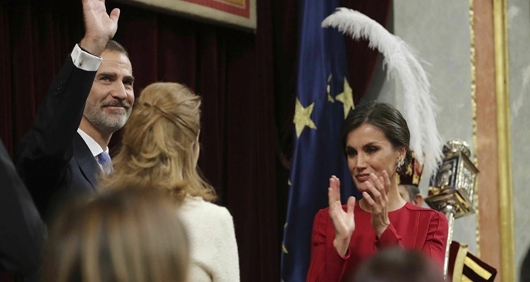 Aplaude, Letizia