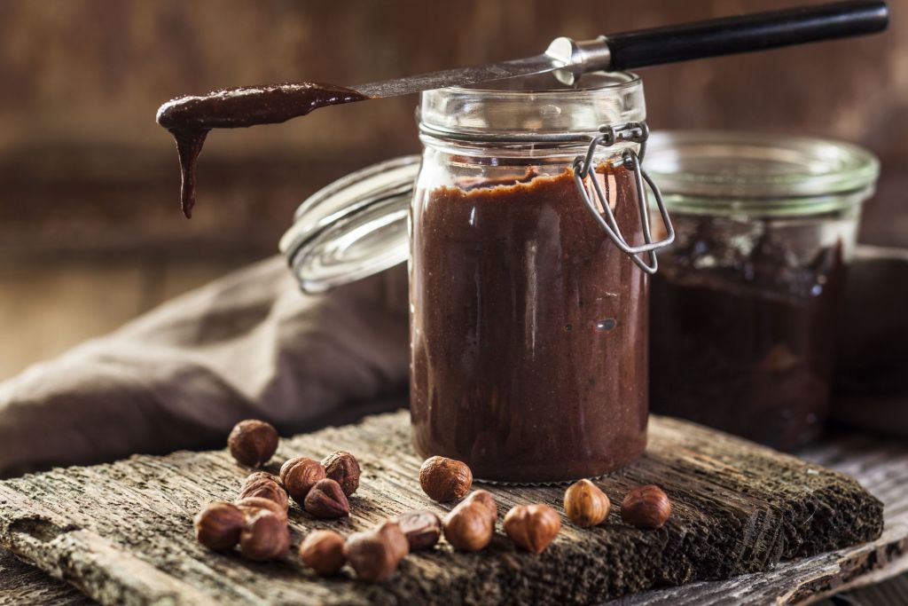 Así puedes hacer una crema de avellanas en casa
