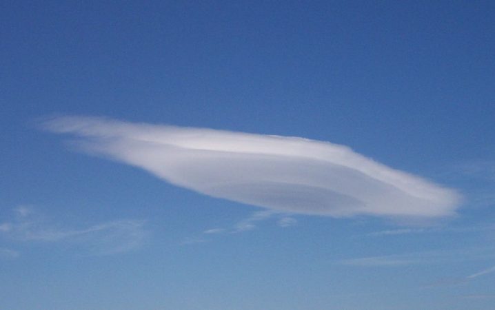 ovni nubes Merca2.es