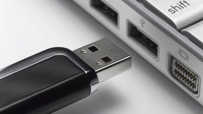 Pendrive Kingston, información privada