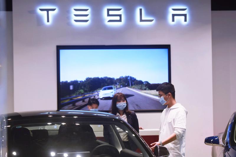 Las acciones de Tesla caen un 10,3% en Bolsa tras unas declaraciones de Elon Musk en Twitter