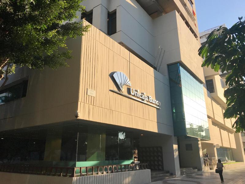 Unicaja Banco gana 46 M€ hasta marzo tras provisiones de 25 M€ por el covid-19