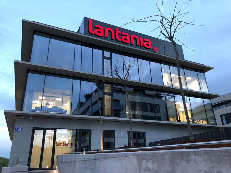 Lantania compra el negocio de agua del grupo Soil con una cartera de 35 millones
