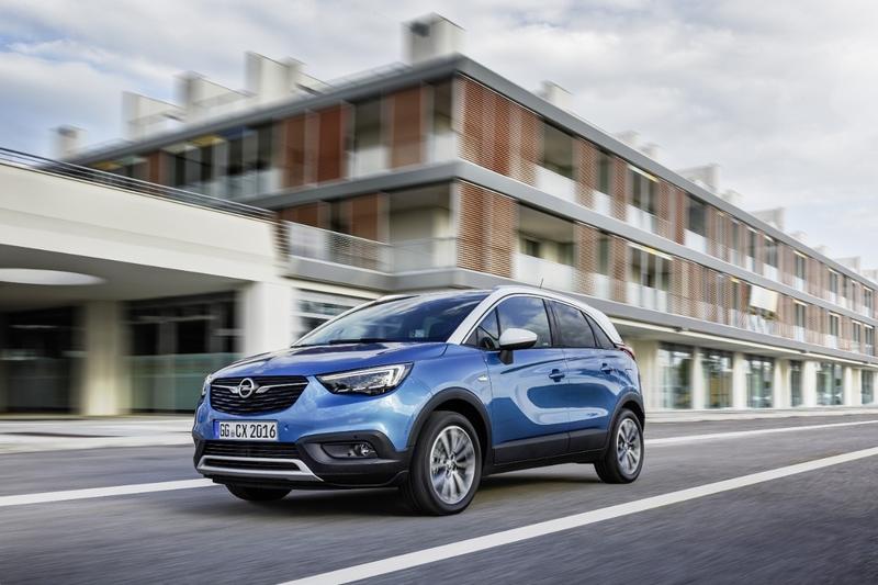Opel, la marca más vendida en el mercado español en abril y su Crossland X, el ‘bestseller’