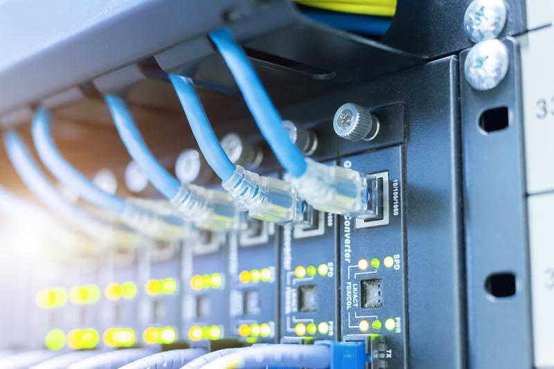 Telefónica, Vodafone y otras empresas se unen para promover políticas de redes abiertas