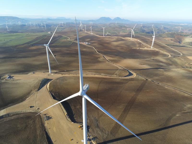Barclays ve un impacto «positivo» para Iberdrola, Endesa y Acciona por la Ley de Cambio Climático