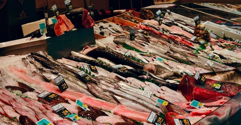 Las ventas de pescado caen pese a la reapertura parcial de bares y restaurantes