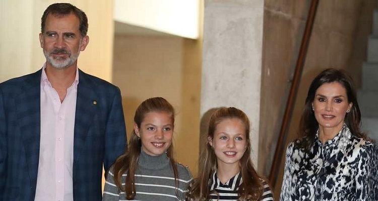 Felipe VI tiempo hijas Merca2.es