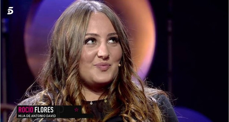 El motivo por el que Telecinco podría echar de la cadena a Rocío Flores 5 Moncloa Rocío Flores
