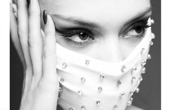 Ojo a las mascarillas fashion que llevan Ana Rosa y Susana Griso 2 Merca2.es alejandra rubio mascarilla Merca2.es