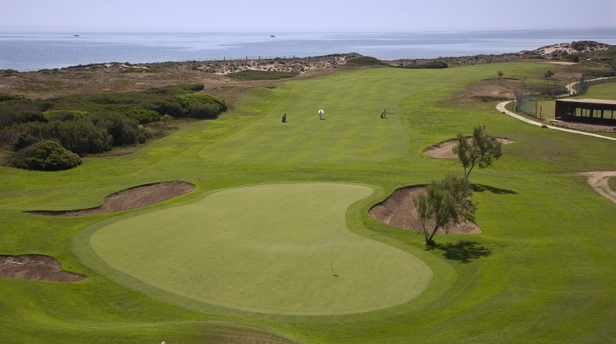 Paradores reabre sus dos campos de golf: El Saler y Málaga Golf