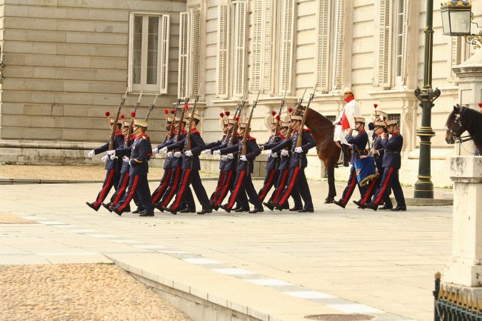 guardia palacio real madrid