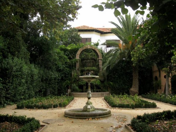Jardins de la Tamarita, Barcelona - Gandía, Benidorm