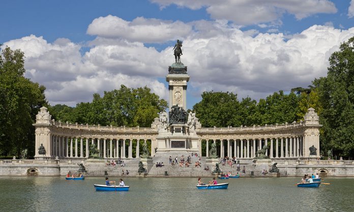 Parque del Retiro, Madrid destinos vacaciones España