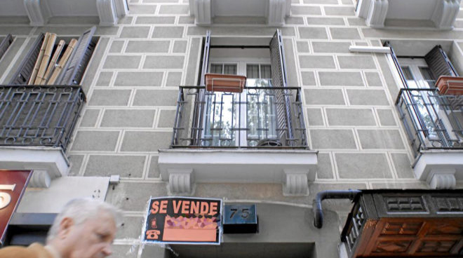 El precio de la vivienda usada cede un 0,97% en abril, según pisos.com