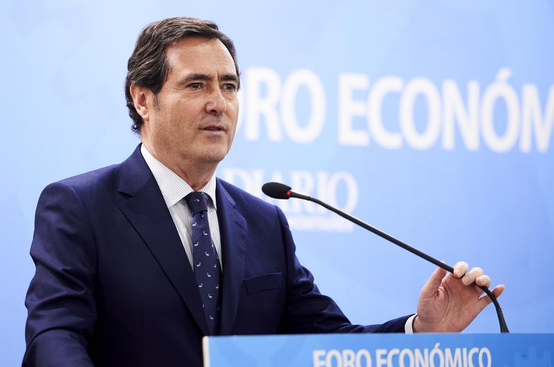 Garamendi cree que es «clave y urgente» volver a la actividad para recuperar el empleo