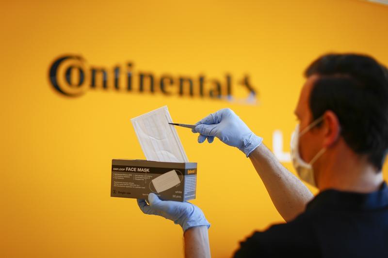 Continental recorta dividendos y sus directivos renuncian a parte de su sueldo