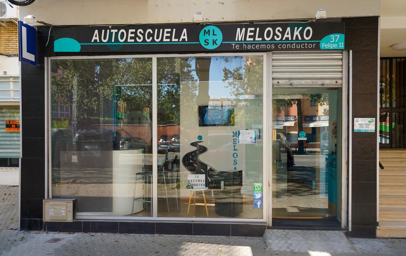 La DGT retira su intención de obligar a ir 8 horas a clases presenciales