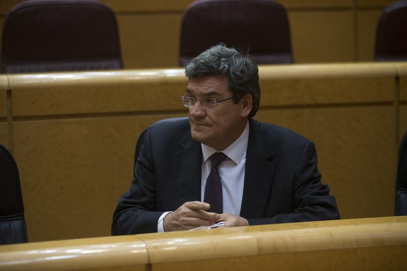 Escrivá sobre los ERTE: deben ser «más territoriales» y «precisos» por sectores