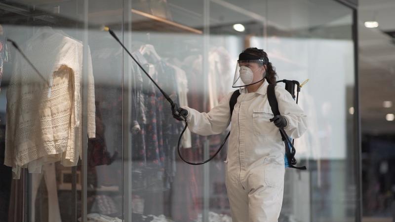 La afluencia a centros comerciales se recupera mejor de lo esperado tras el confinamiento