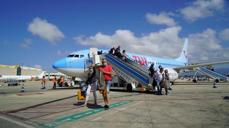 Llegan los primeros turistas alemanes a Baleares con el inicio del plan piloto